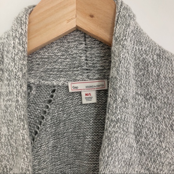 Gap Knitted Cardigan - M/L - Picture 6 of 9